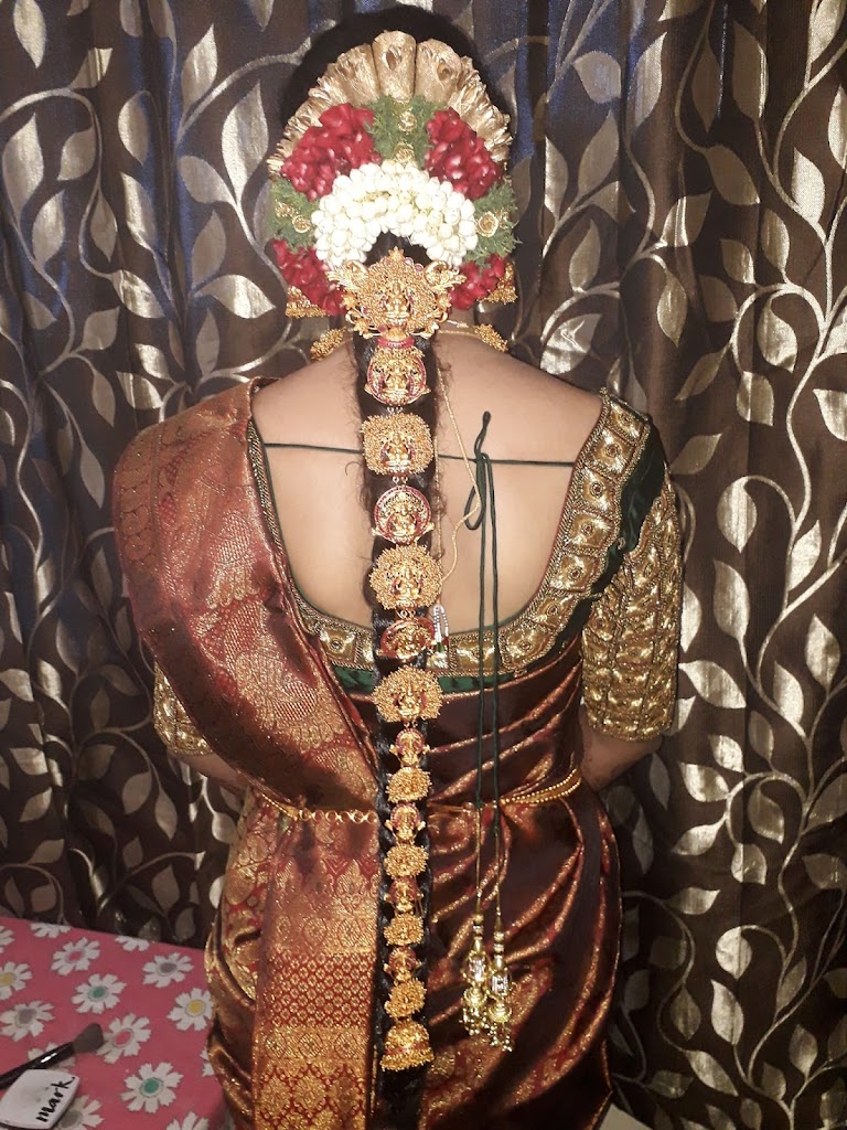 Sri Vinaya Beauty Parlour Spa