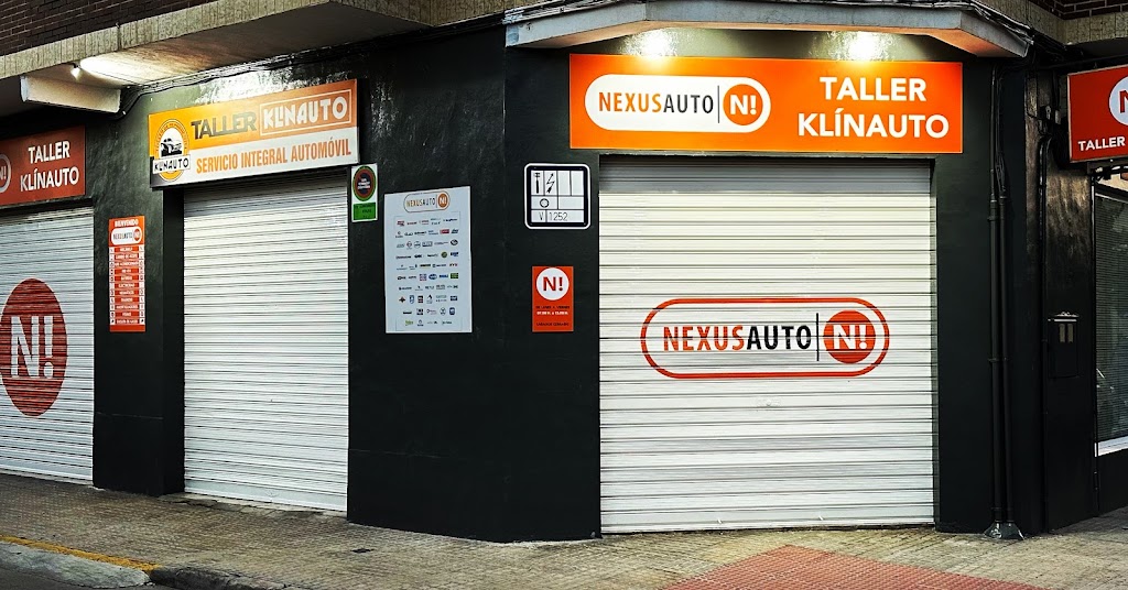 Taller klinauto — Exterior