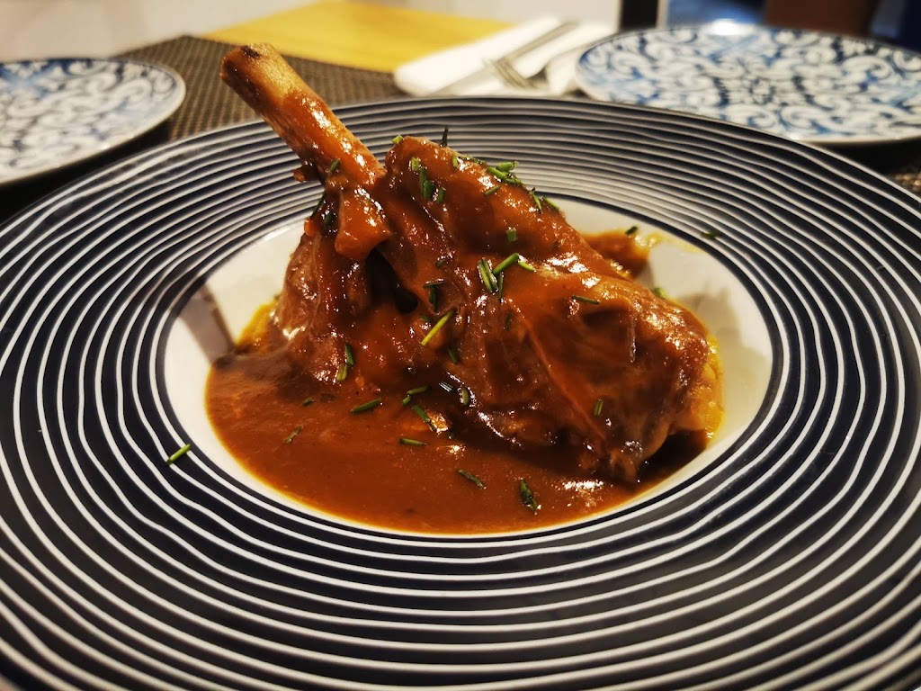 TABERNA BOLERO — Comida y bebida