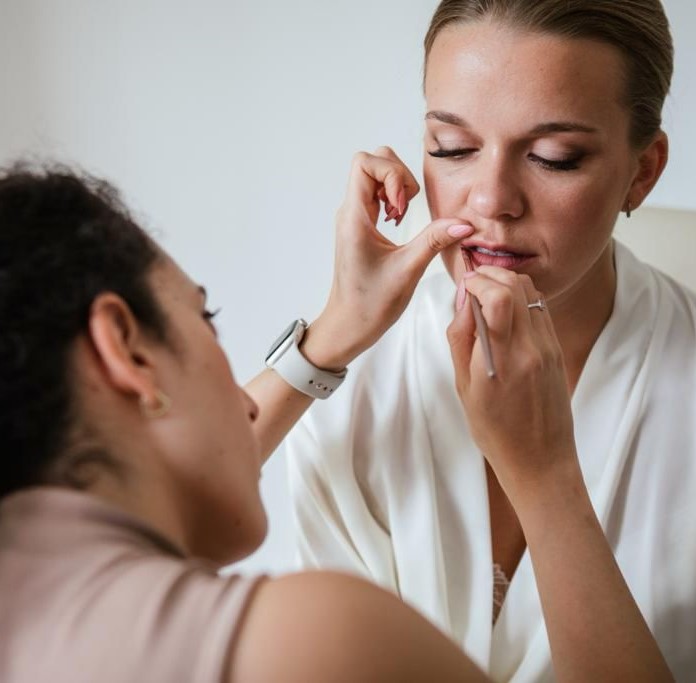 Ana Garcia - Maquillaje y Peinado Profesional Novias y Eventos