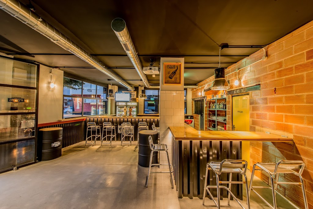 Cerveceria Mr.PIGGINS - Garage