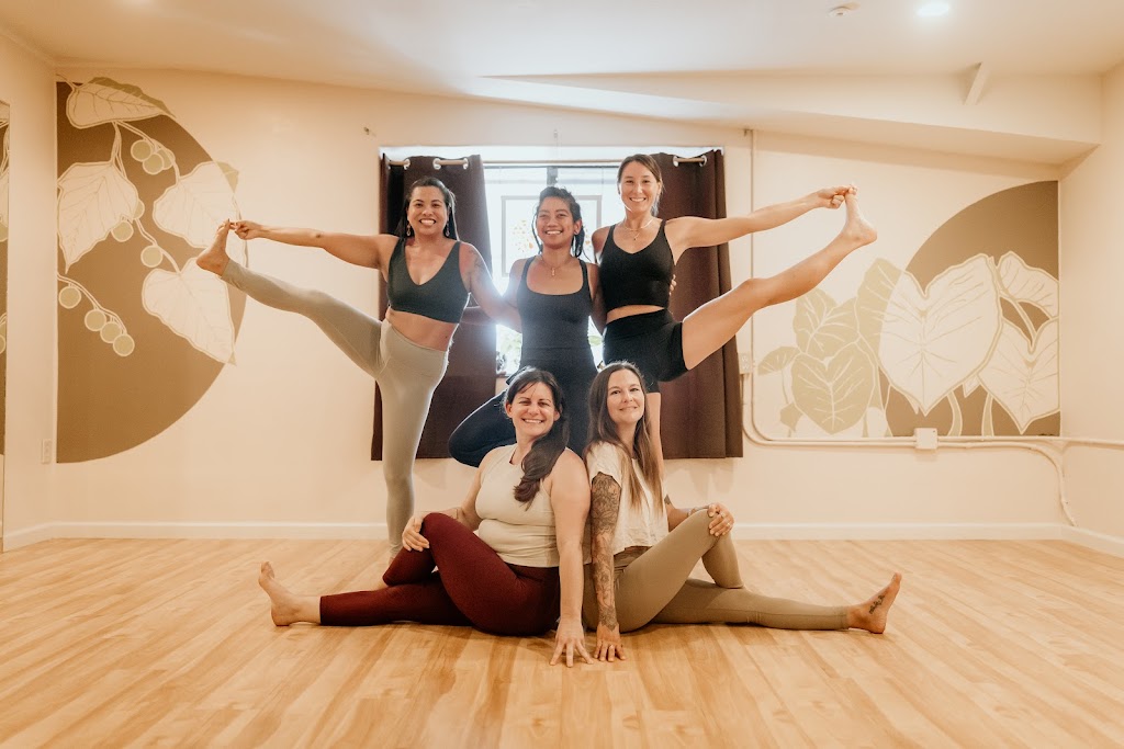  Wahi Hoʻōla Yoga + Wellness