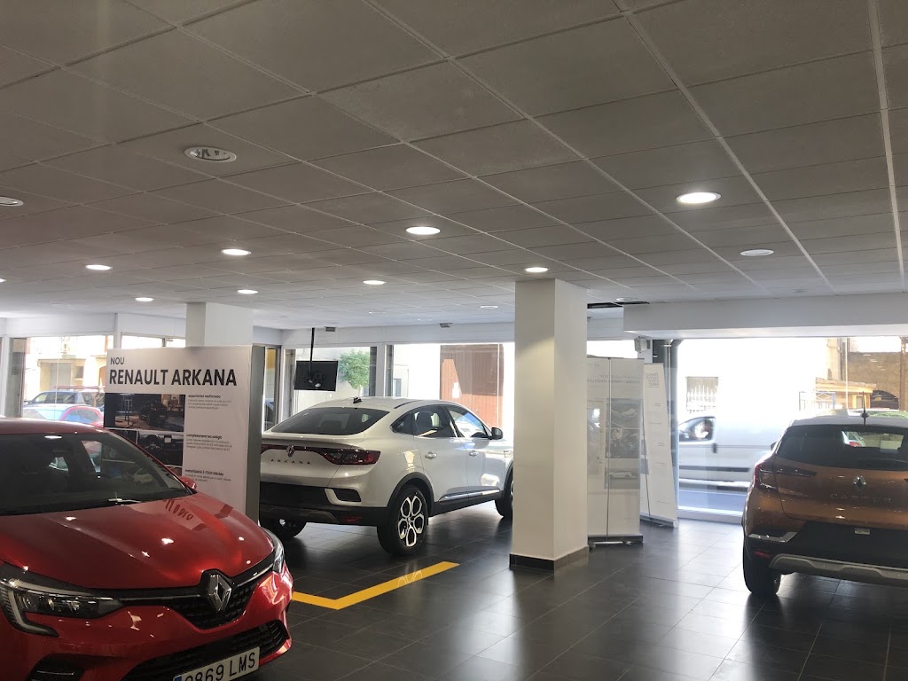 Interauto Banyoles S L — Interior