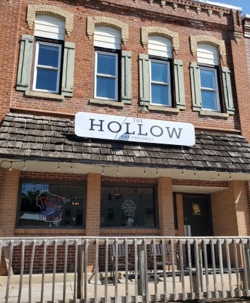  The Hollow Bar & Grill
