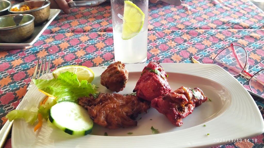 Gurkha Durbar restaurante nepali — Comida y bebida