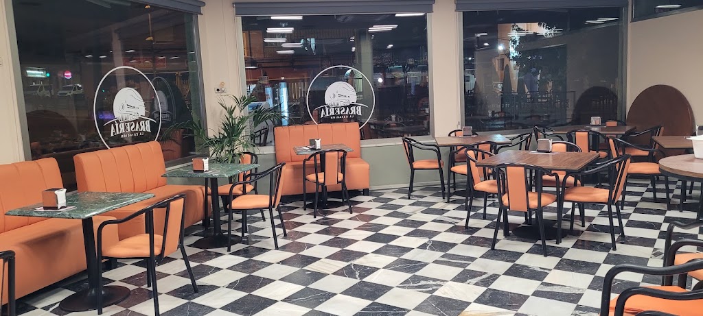 Braseria La Estacion — Ambiente