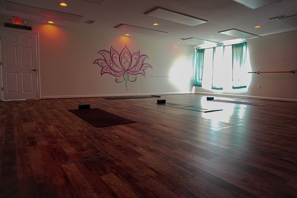  Infinite Warrior Yoga & Barre