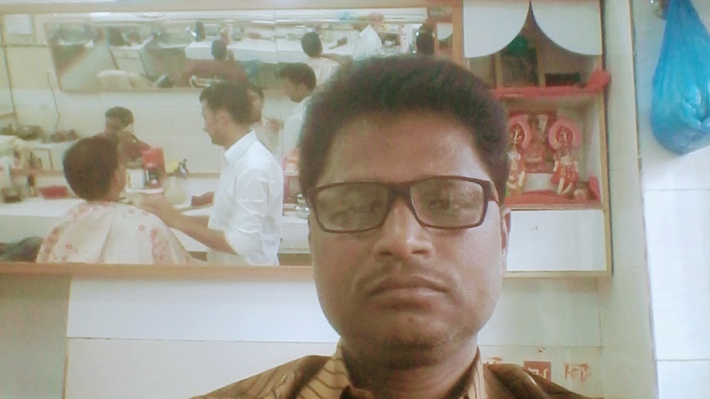 Deluxe Hair Dressers Dholpur