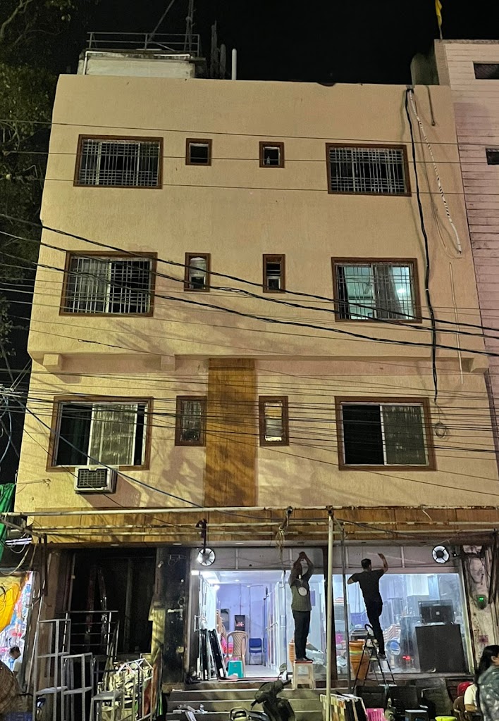 Hotel Radhika