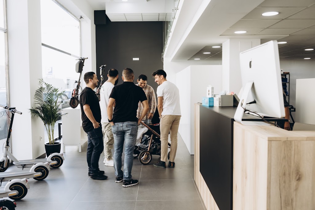Fixtore | Reparacion de moviles, patinetes y ordenadores en Gandia — Interior