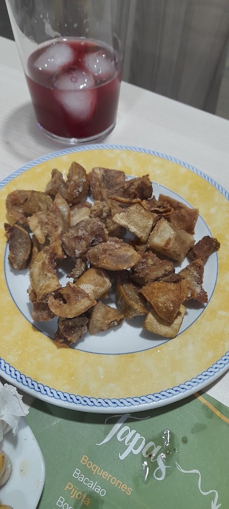 Bar la Marta — Comida y bebida