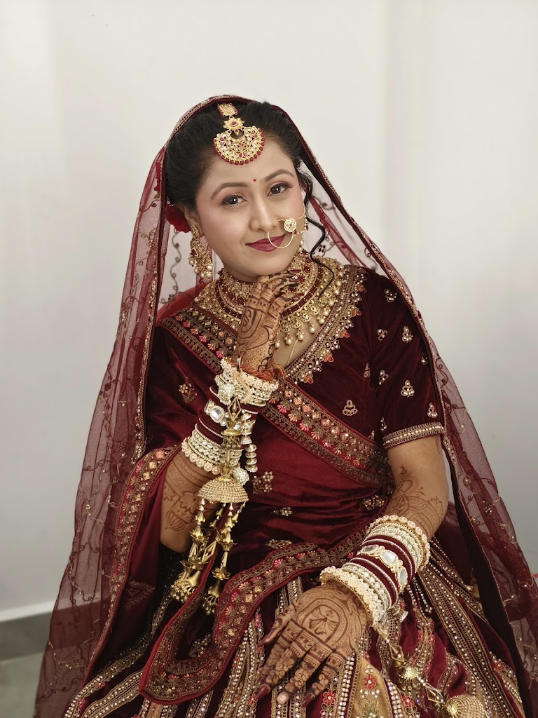 Huda Makeup Studio Pratima S