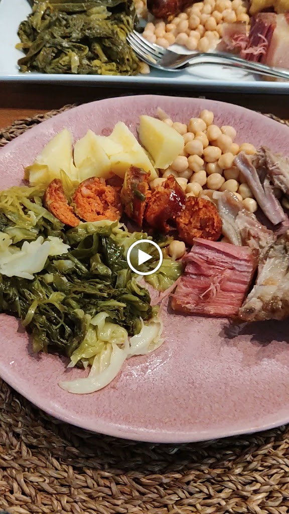 Restaurante Cabanas — Videos