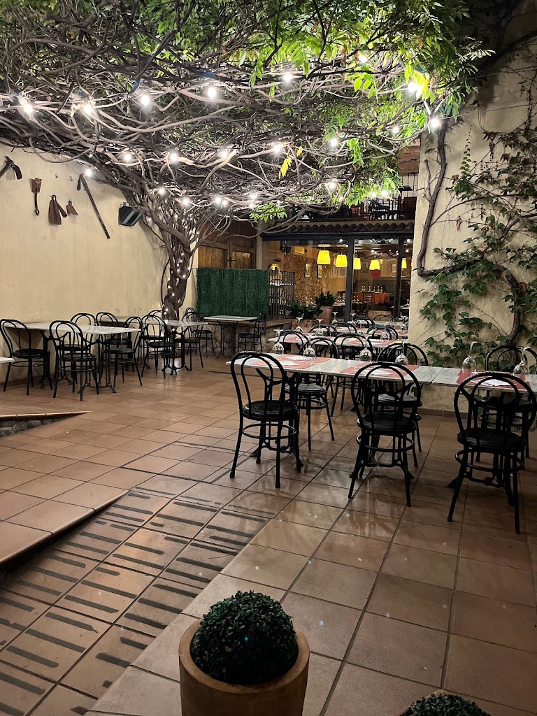 Restaurant Can Feliu del Canto — Ambiente