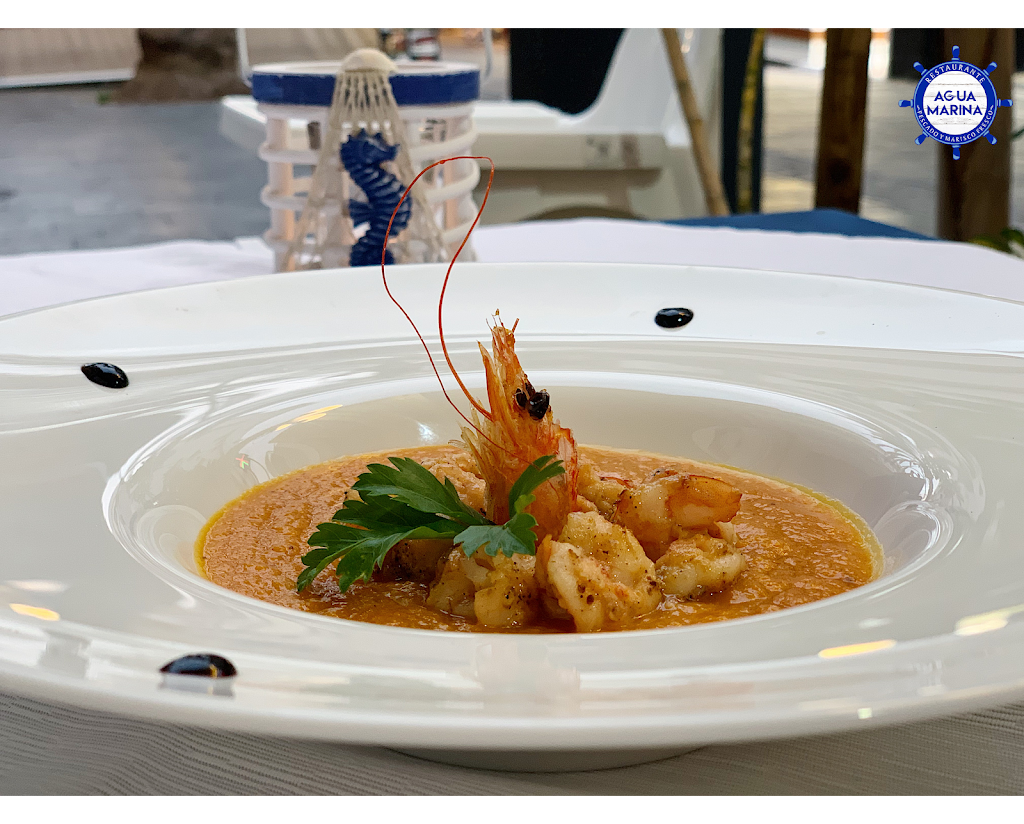Restaurante Agua marina — Comida y bebida