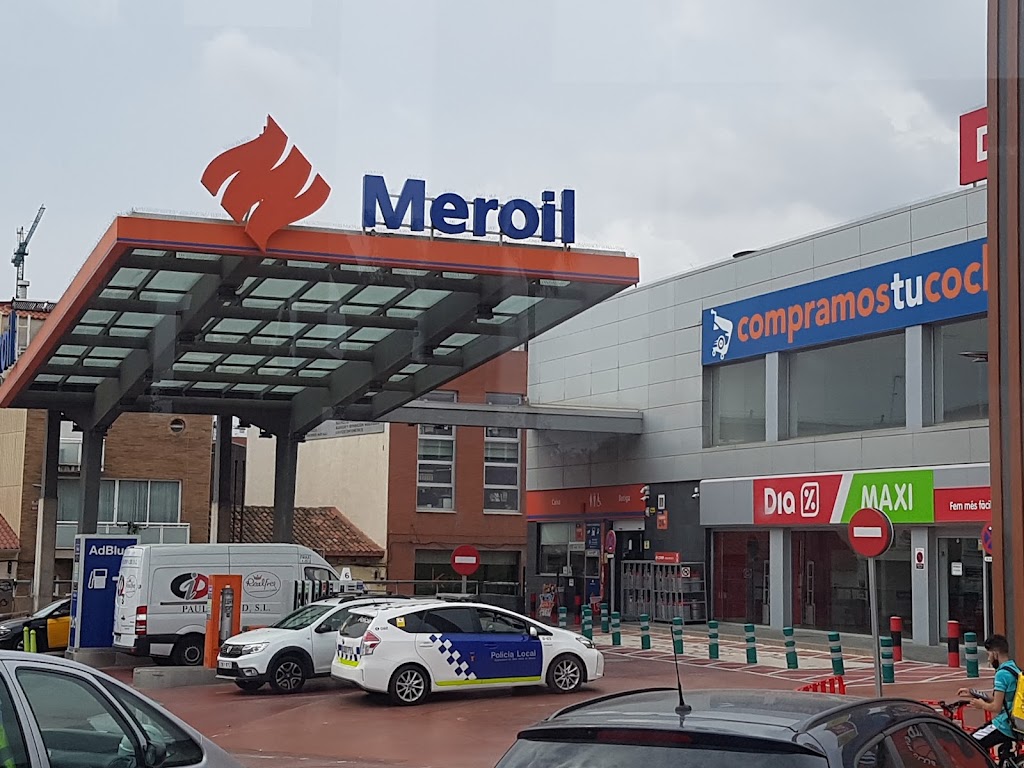 Meroil — Exterior