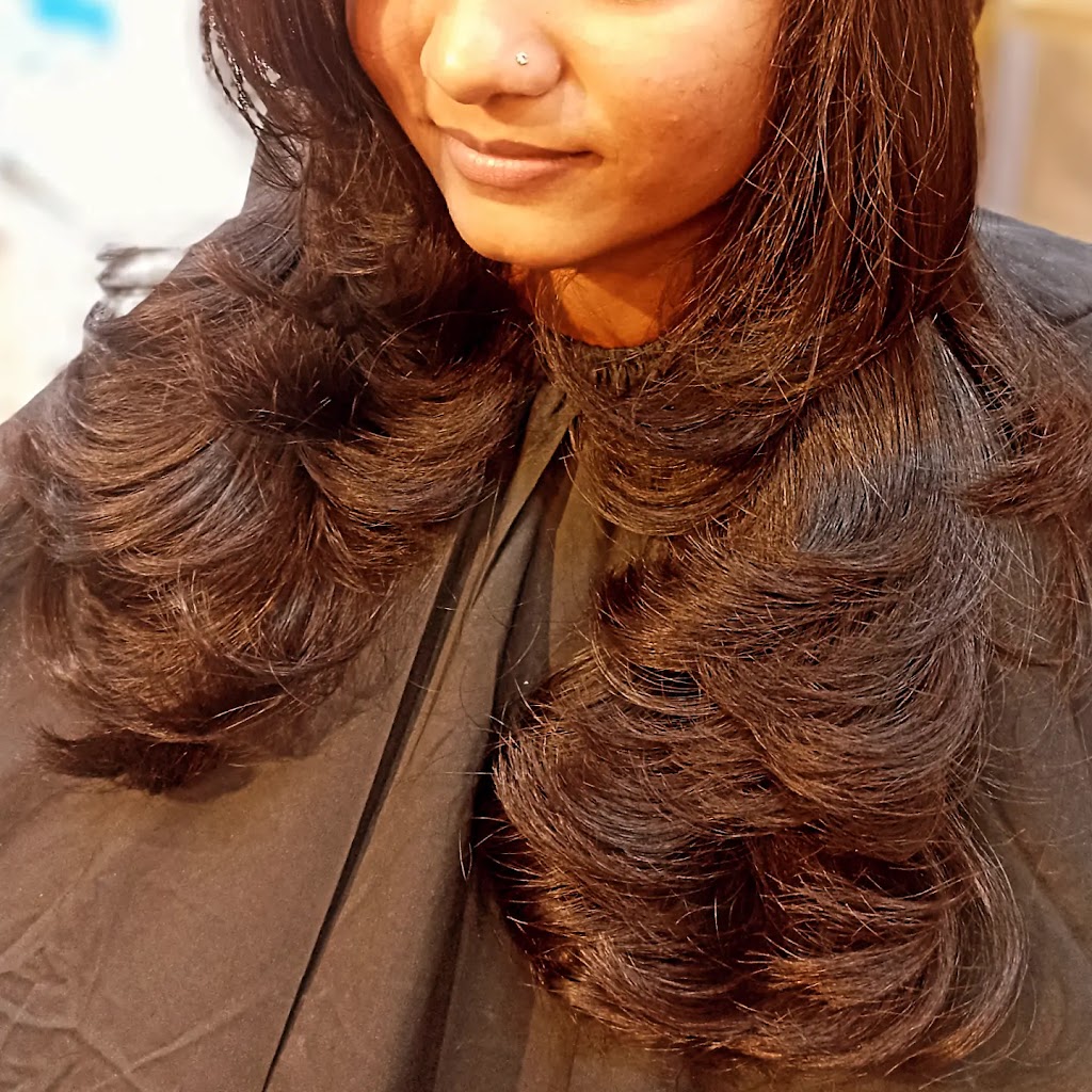 Master Point Unisex Family Salon