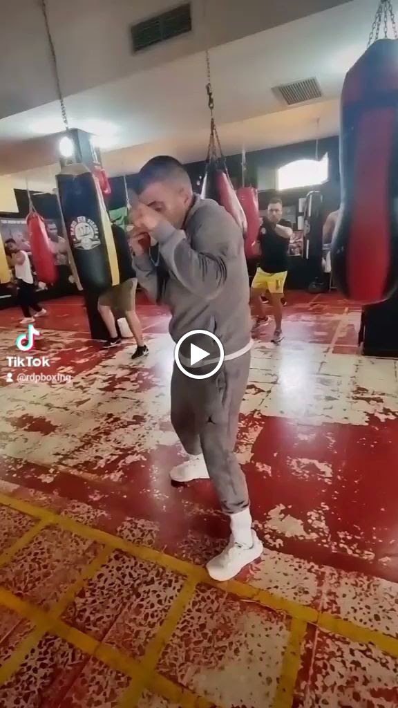 Club Boxeo Mano de Piedra Mairena del Aljarafe — Videos
