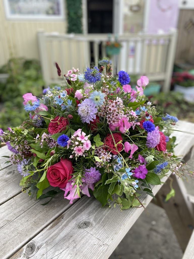 Wild Blodyn Florist