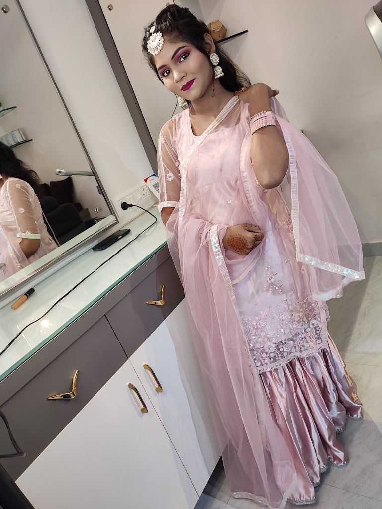 Glow Glamour Makeover