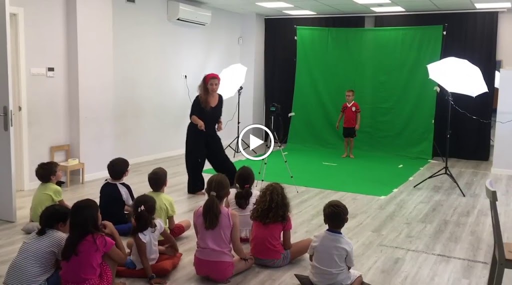 Performing English - Academia de ingles y teatro en ingles — Del propietario