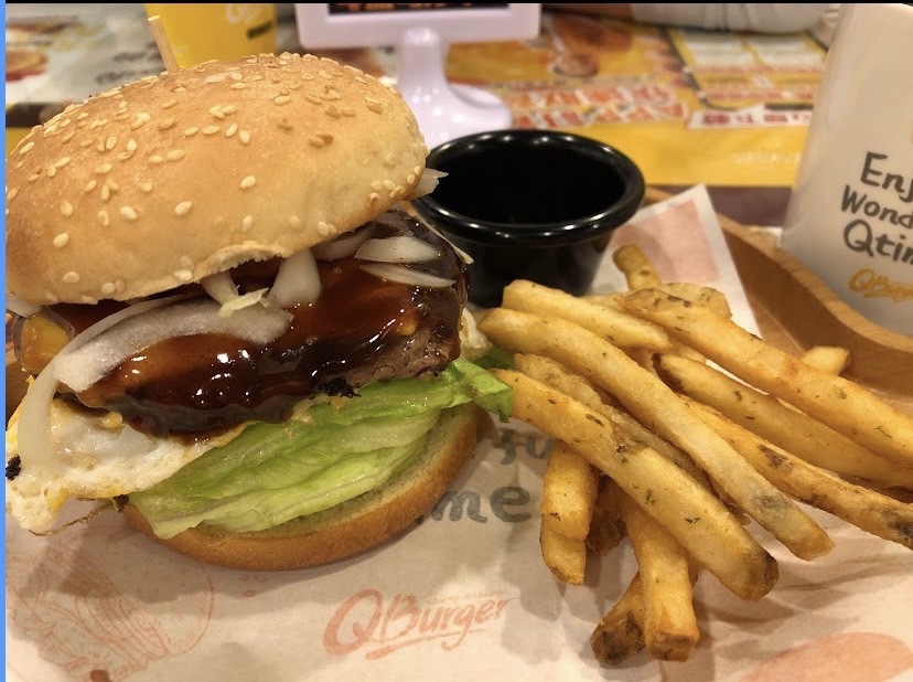 Q Burger 新店玫瑰店 的照片