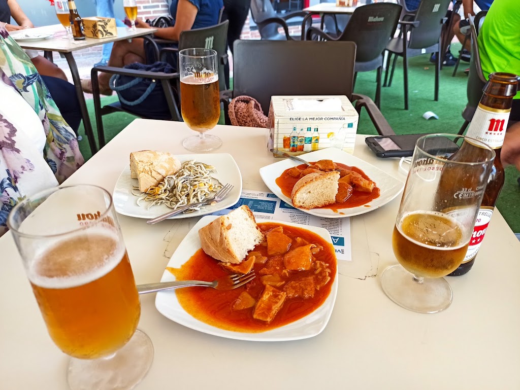 Venus Cafe Bar — Comida y bebida