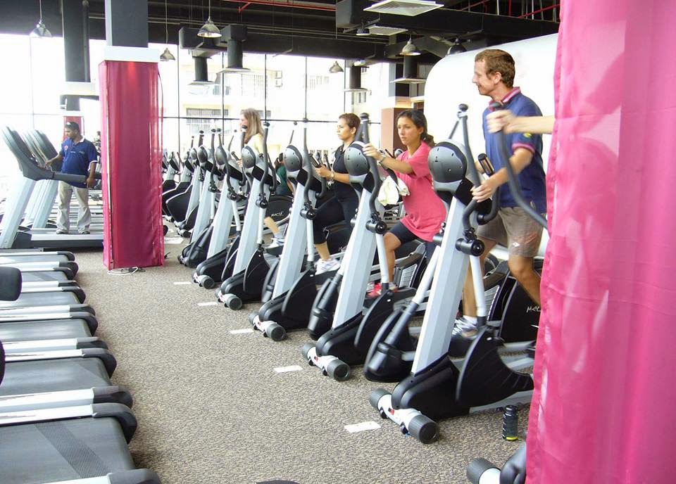 Fabricacion maquinaria de fitness Grupo Contact