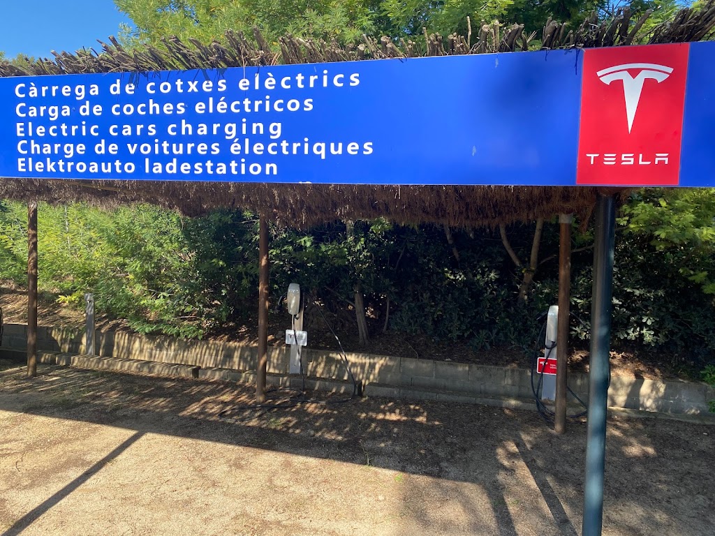 Tesla Destination Charger