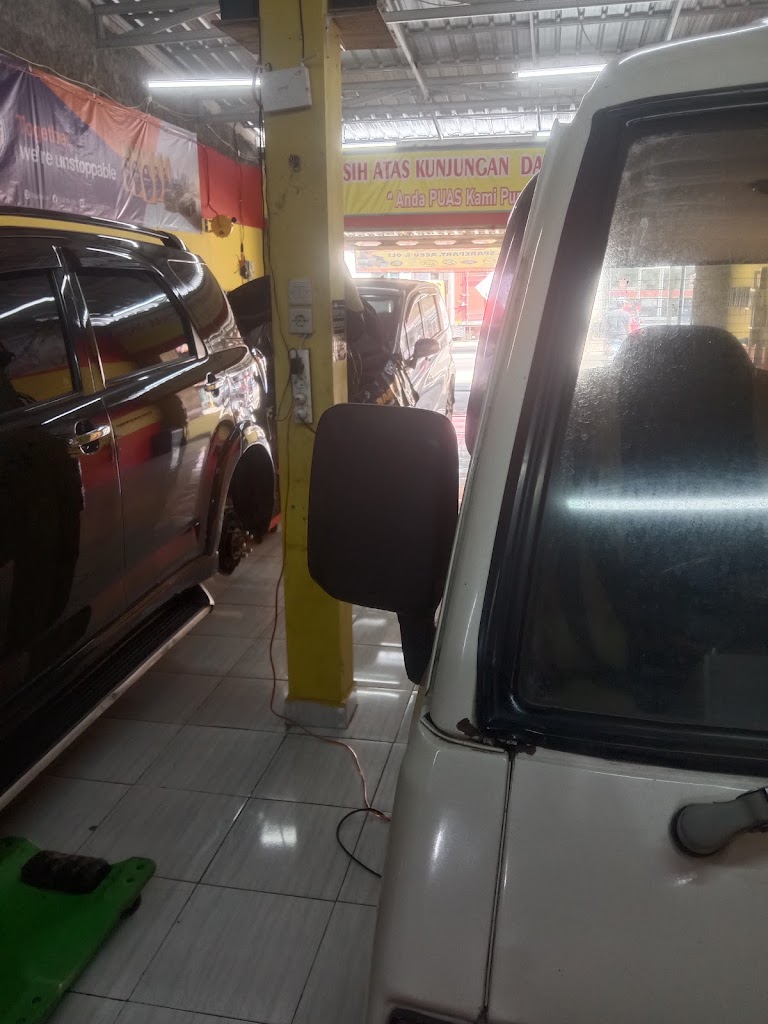 Bengkel Mobil Dewi Auto Service