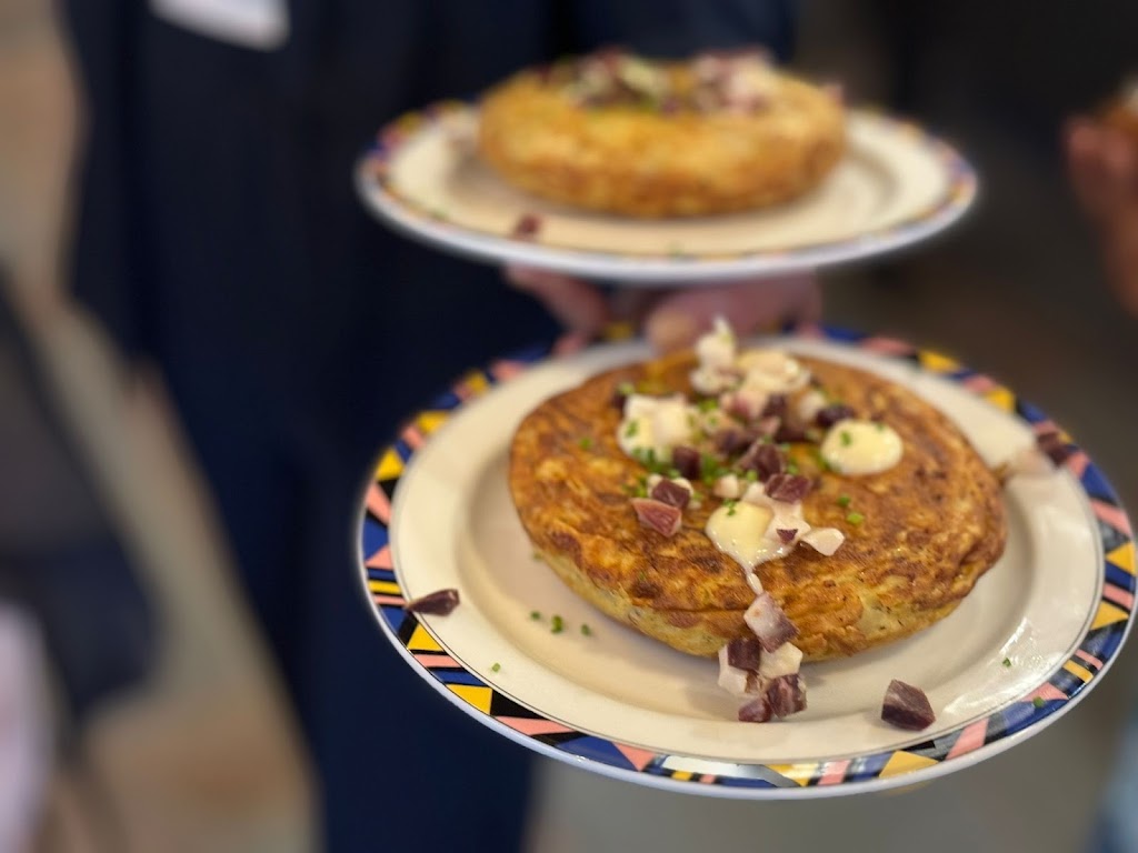 Platos Gastrobar — Comida y bebida