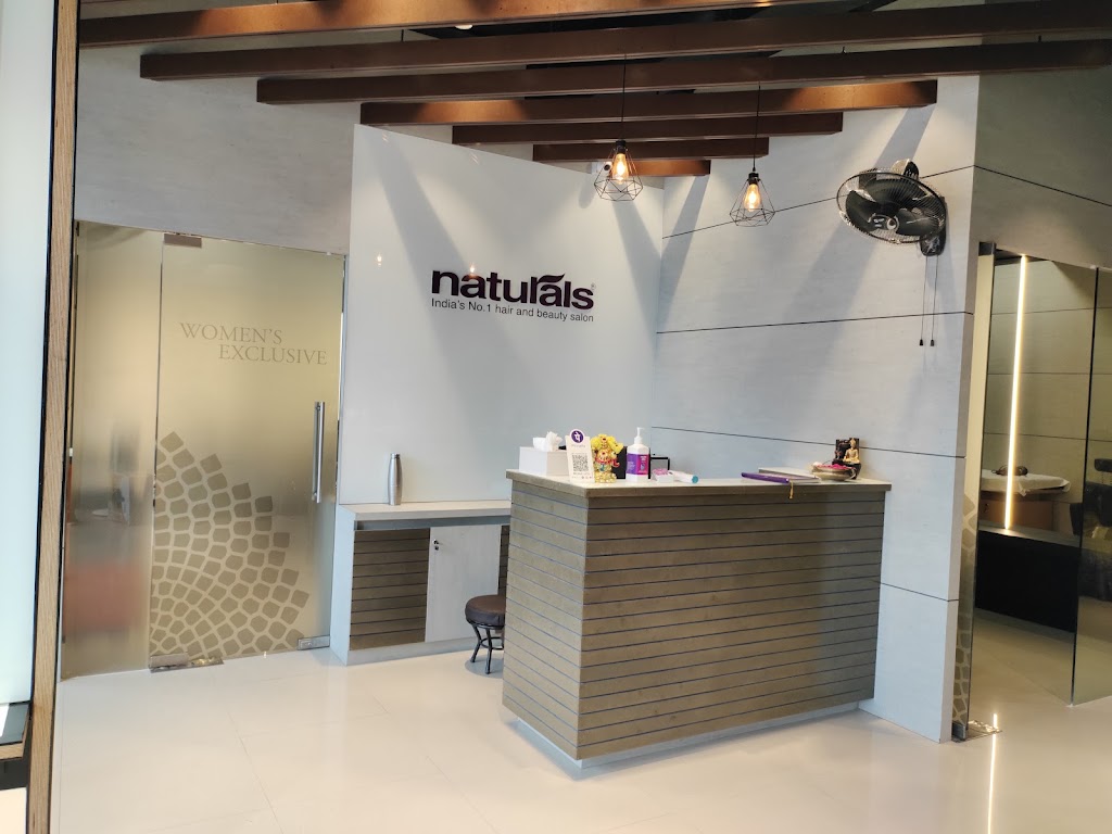 Naturals Signature Salon