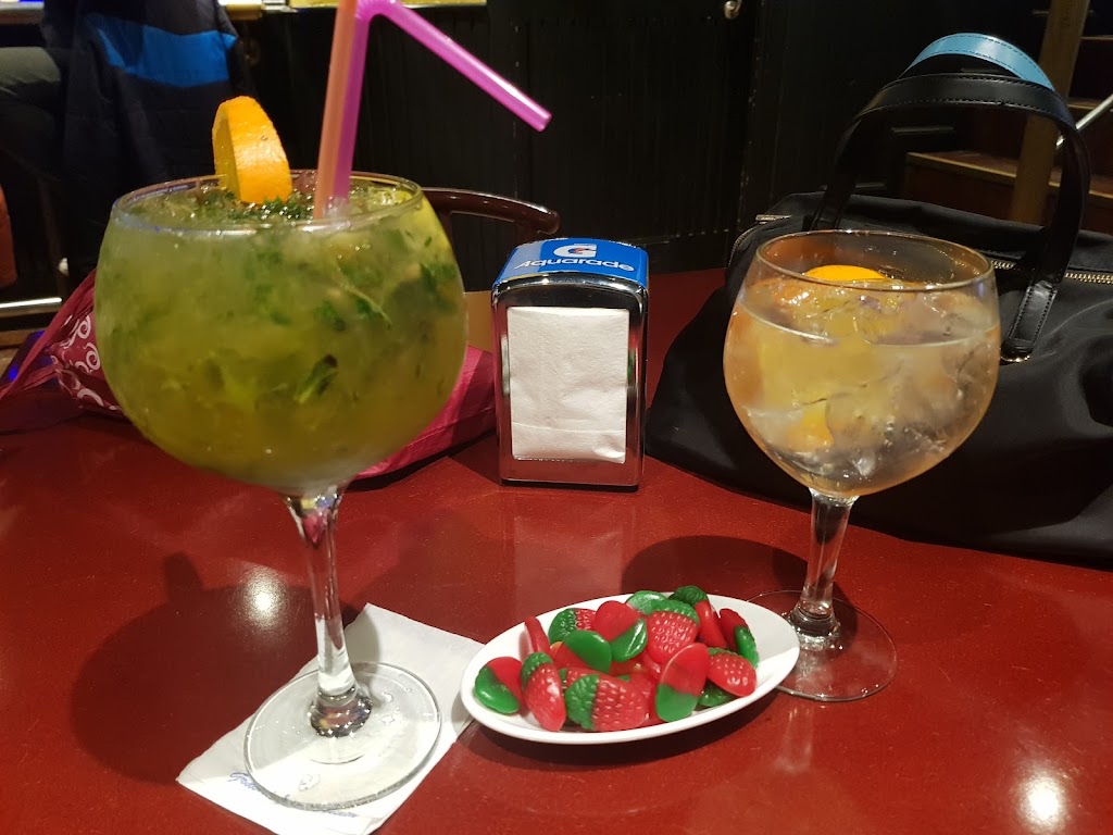 Cafe Caney — Comida y bebida
