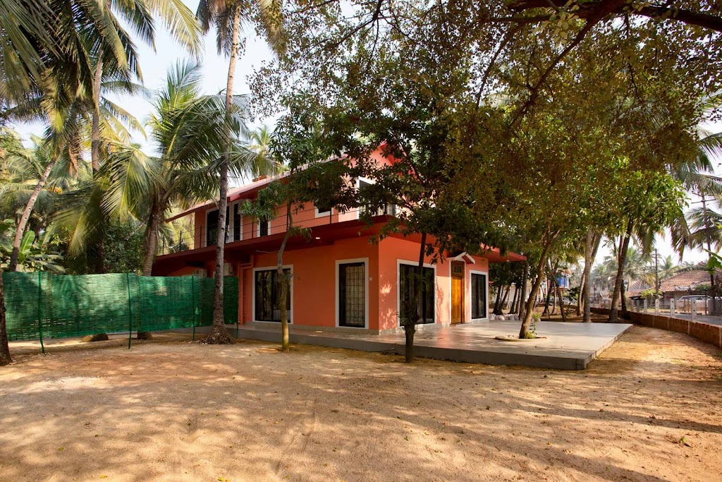 Stayvista At West Wind Velsao 4 Bhk Luxury Holiday Home