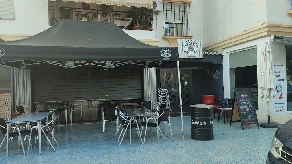 Barbas Garage Burger & Beers — Ambiente