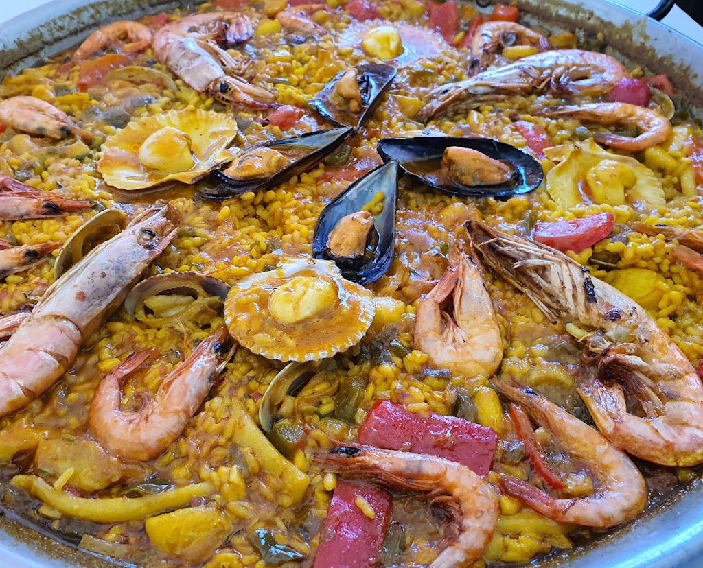 Cafeteria Askar — Comida y bebida