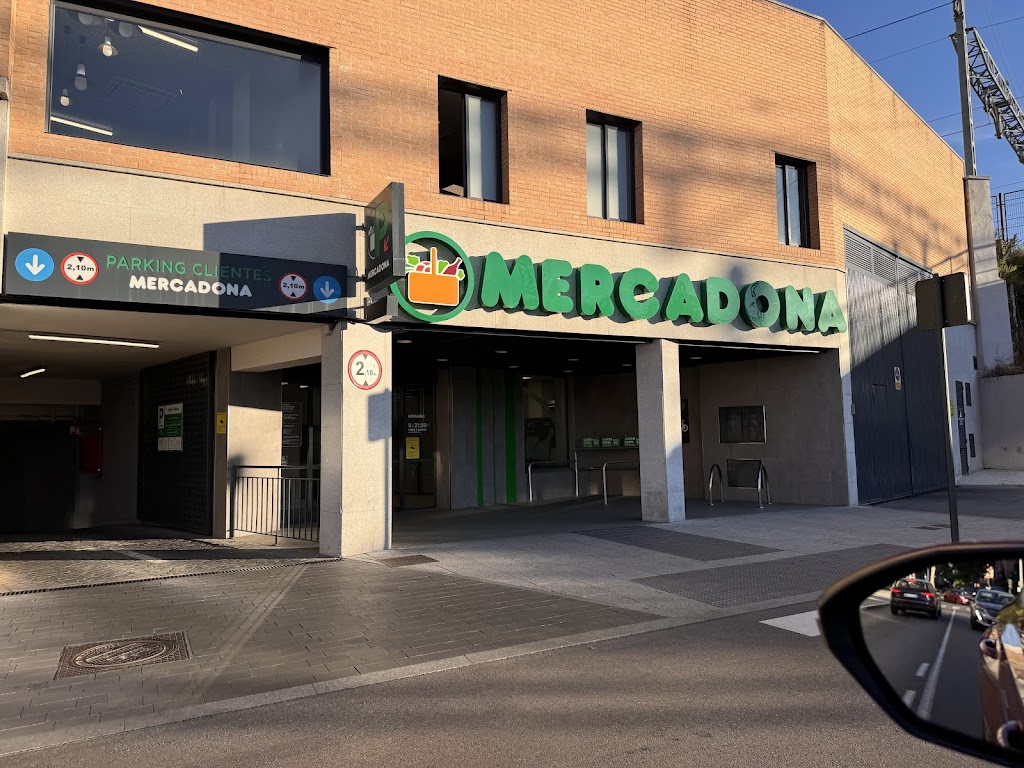 Aparcamiento MERCADONA