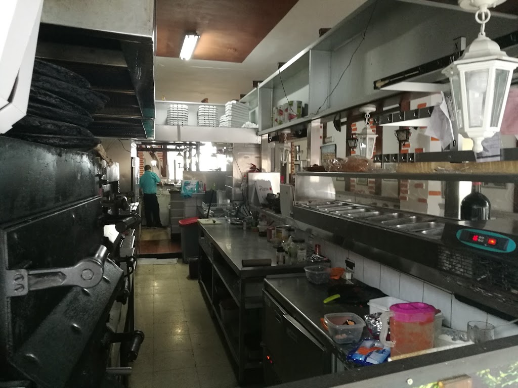 Restaurante Pizzeria Toscal — Ambiente