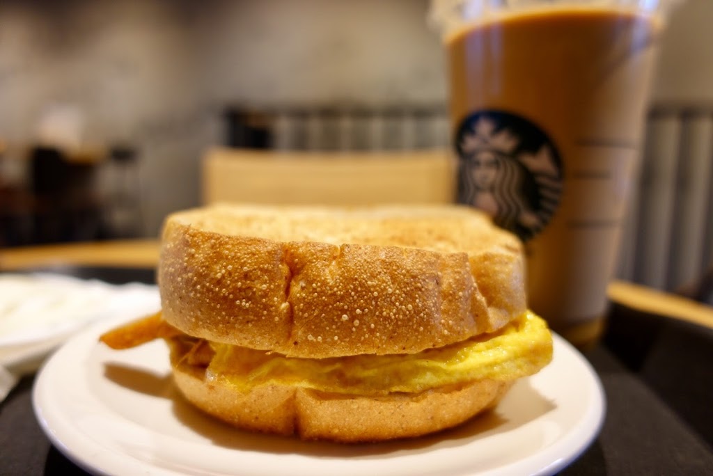 STARBUCKS 星巴克 (泰山明志門市) 的照片