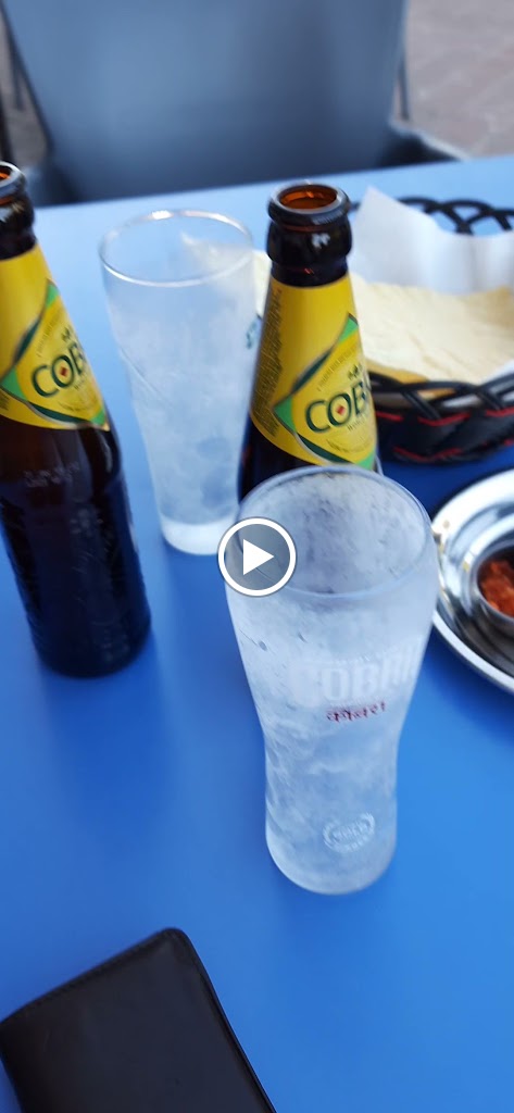 Restaurante Indian Lotus — Videos