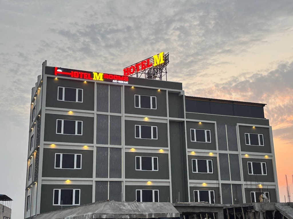 Hotel M