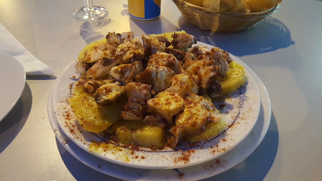 BAR ANDURINAS — Comida y bebida