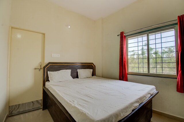 Spot On 73120 Vijay Lodge