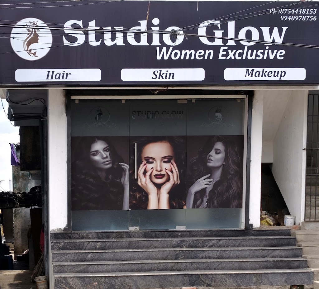 Studio Glow Womens