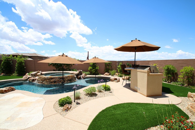 Swimming pool contractor in Anthem