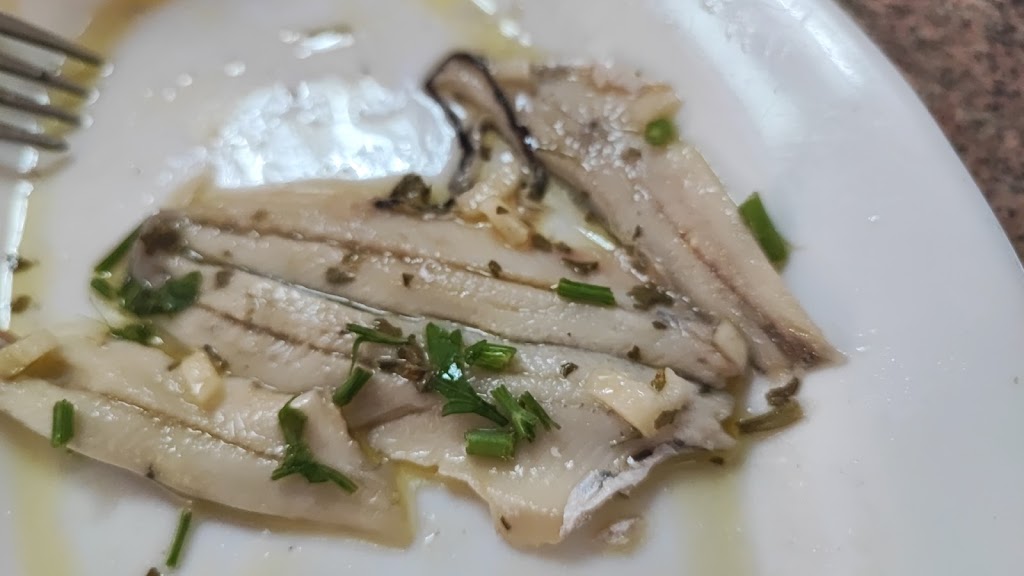 Cafe Bar las Canas — Comida y bebida
