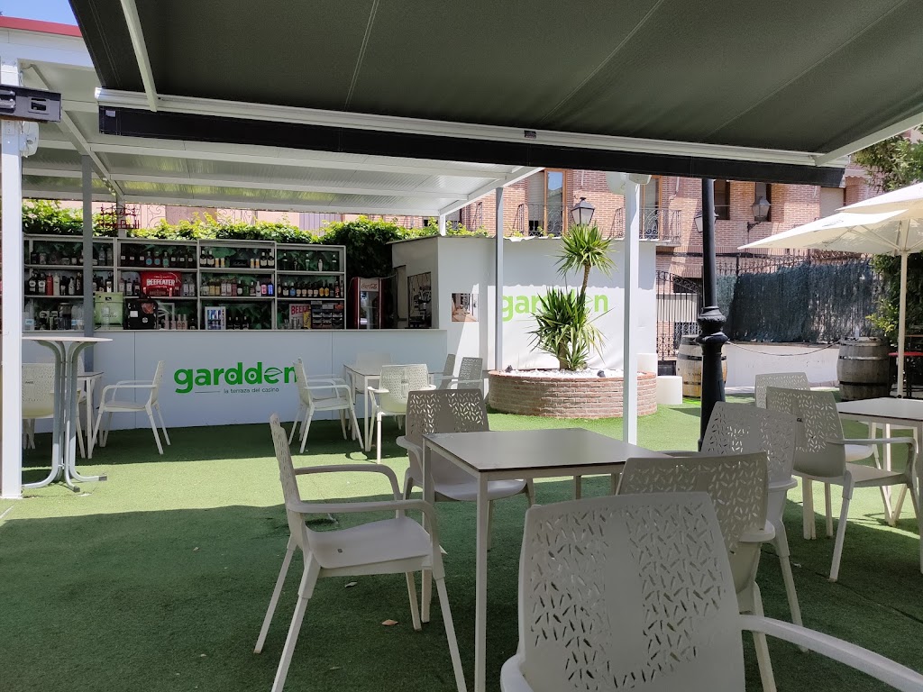 Gardden La terraza del Casino — Ambiente