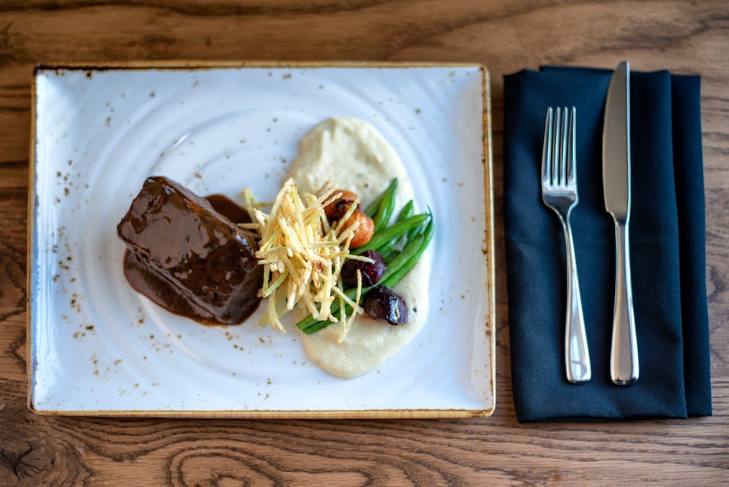  The 1844 Table & Mash