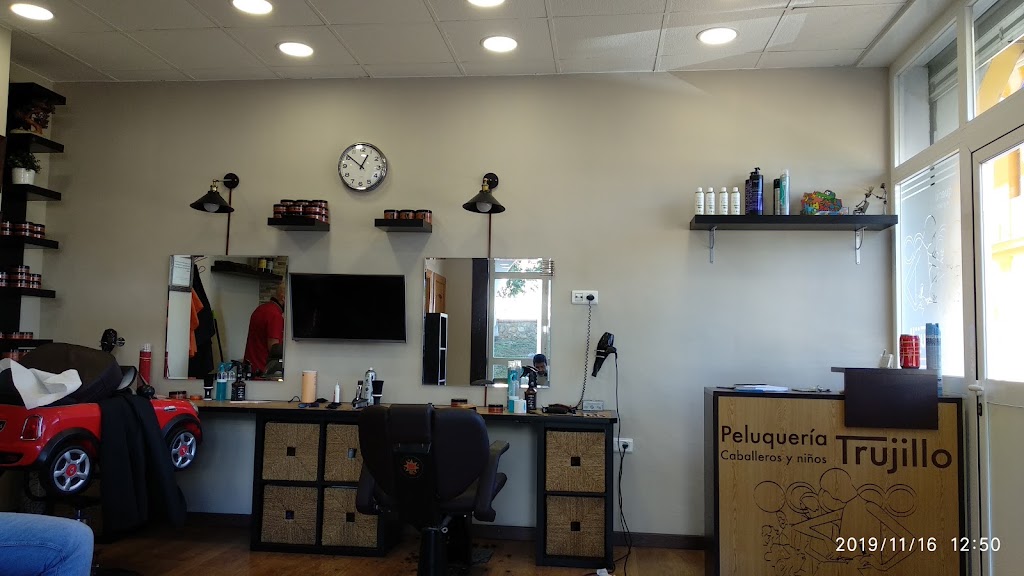 Peluqueria Trujillo — Interior