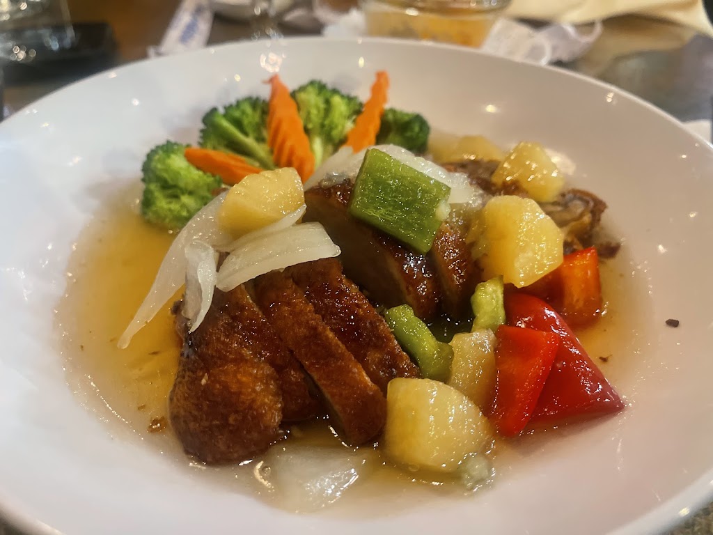 Thaijindesu Thai and Sushi Bar